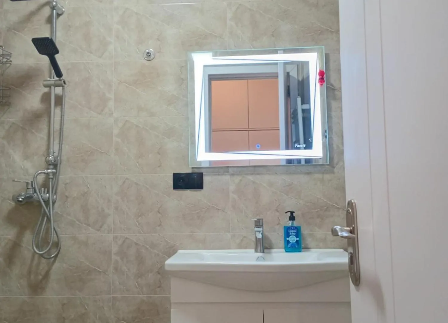 Apartment Dkn Tbilisi